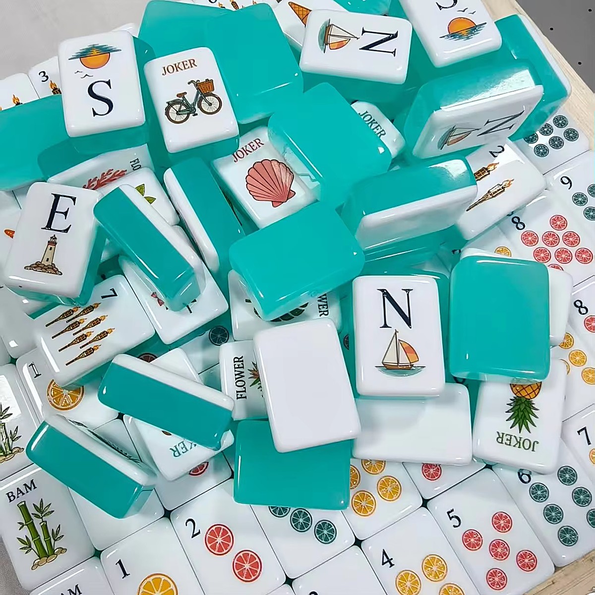 Jelly Green China-Style Acrylic Mahjong Set — 32mm Tiles, 3 Dice